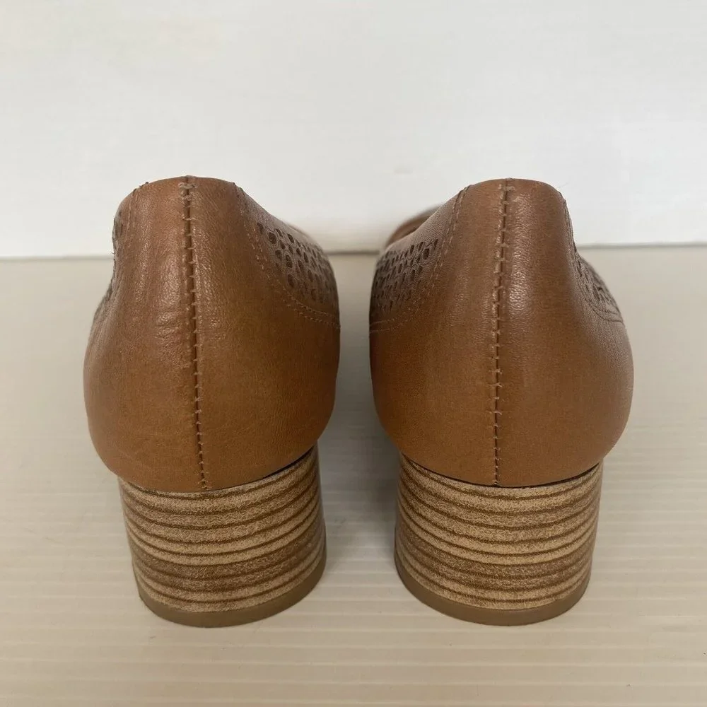 Airflex Women's Size 9 Tan Brown Leather Laser Cut Block Heel Pump Comfort Shoe - Picture 6 of 13